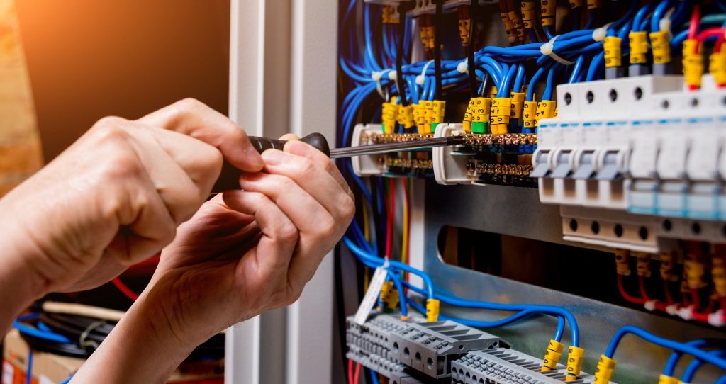 gold coast electrician emos electrical