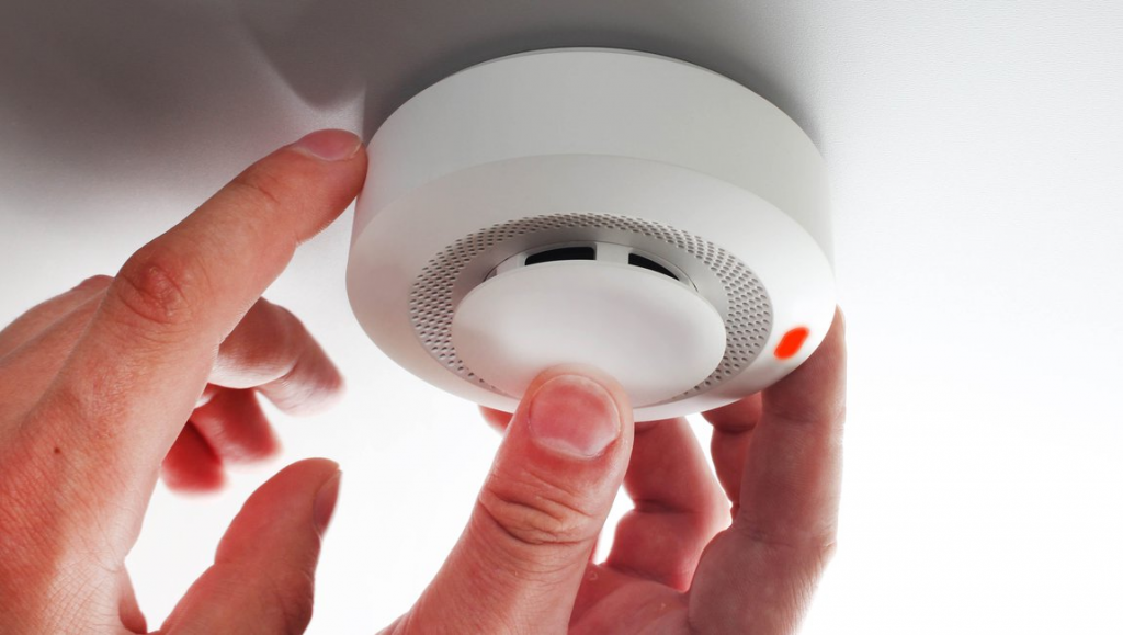 smoke alarm installation