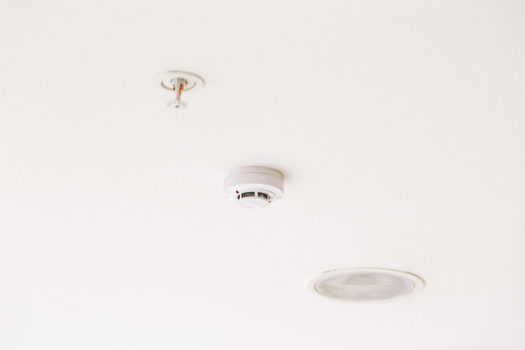 electrician gold coast smoke alarm fix